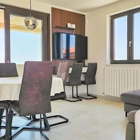 Apartment More
