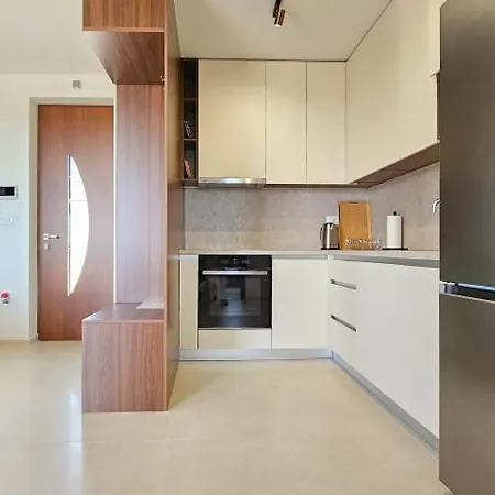 Apartment More *